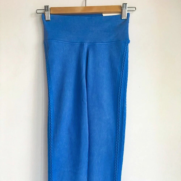 Offline by Aerie Seamless 7/8 Ribbed Leggings Blue Side Braided Detail S - Picture 2 of 13
